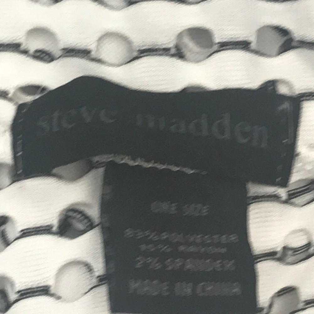 Steve Madden large Infinity scarf )🌹large scarf - Picture 6 of 6